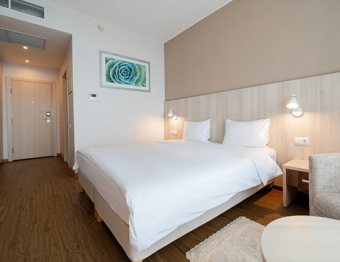 Стандарт с большой кроватью - Отель Omega Sirius / Омега Сириус